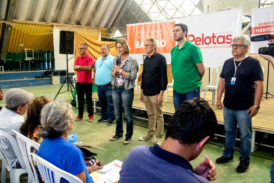 14.12.2019 - Prefeita Paula Mascarenhas participa da entrega da regularização fundiária para 1354 famílias do Pestano - Foto Michel Corvello