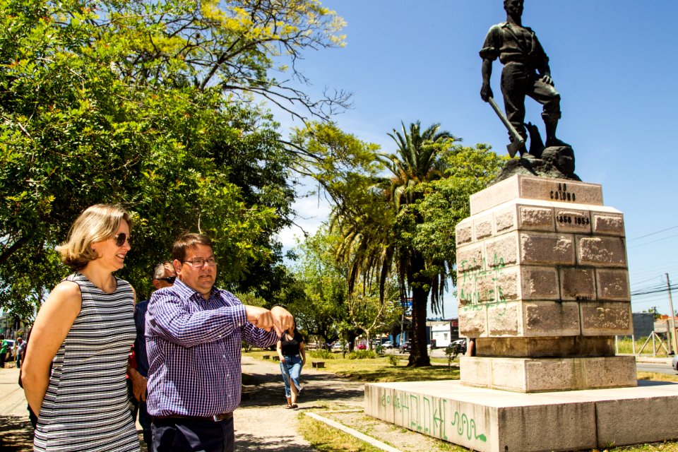 19.12.2019 - Prefeita Paula Mascarenhas visita às obras do Sanep  na Praça do Colono, rua Barão de Azevedo Machado (entre Gonçalves Chaves e JK), avenida Ildefonso em frente a Mario Peiruque  - Foto: Gustavo Vara