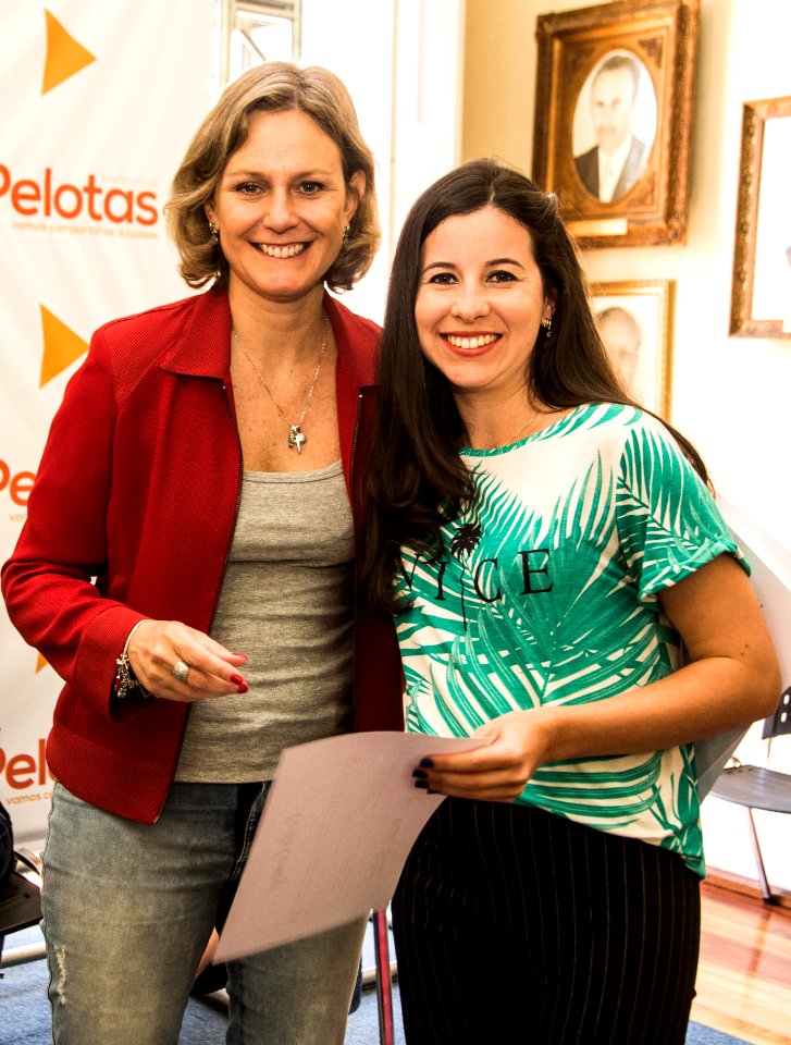 17.12.2019 - Prefeita Paula Mascarenhas entrega os certificados da formatura da metodologia Conte Comigo - Foto: Gustavo Vara