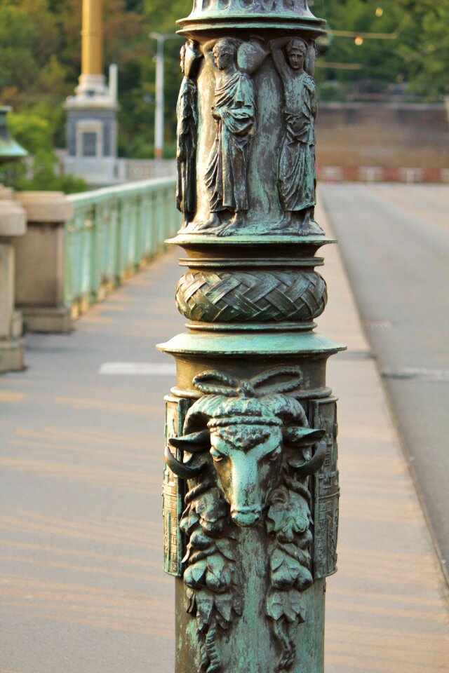 Lantern art eye catcher