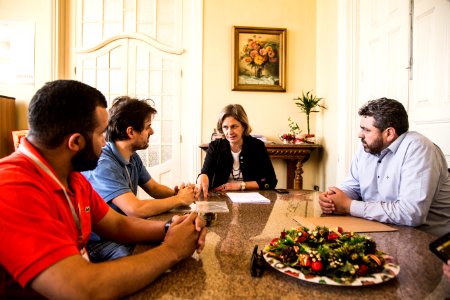 10.12.2019 - Prefeita Paula Mascarenhas realiza  assinatura do contrato de requalificação da avenida Professor Mario Peiruque  - Foto: Gustavo Vara