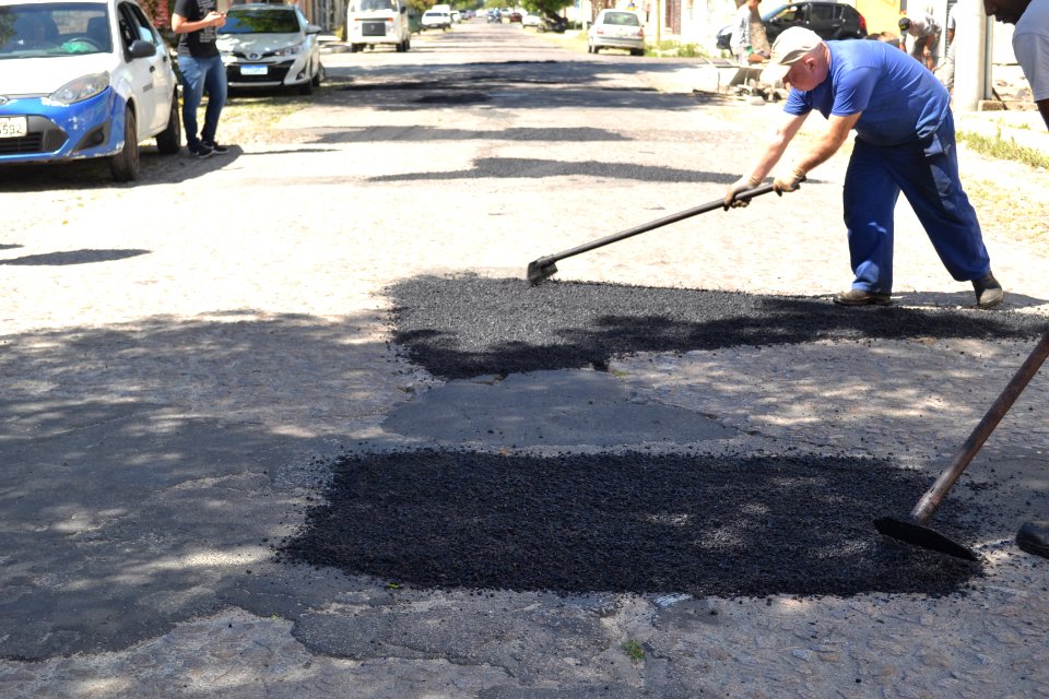 06.12.2019 - SMOP - TAPA buraco Alvaro Chaves Foto Janine Tomberg