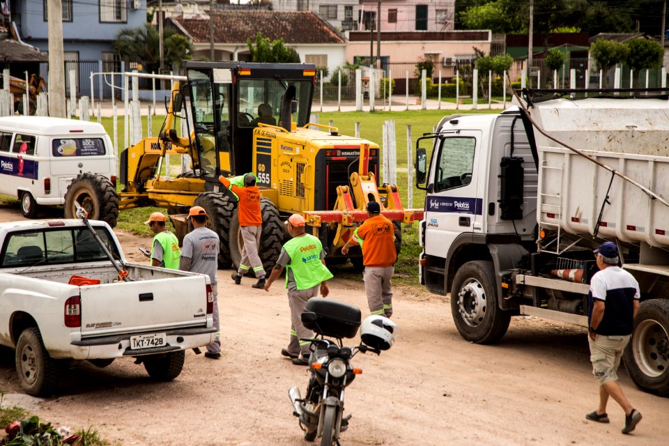 25.11.2019 - Mutirão de limpeza no Fragata - Foto: Gustavo Vara
