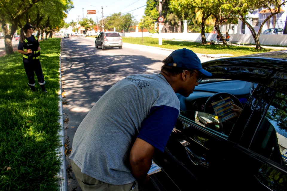 20.11.2019 - Blitz educativa combate ao Aedes - Foto Michel Corvello