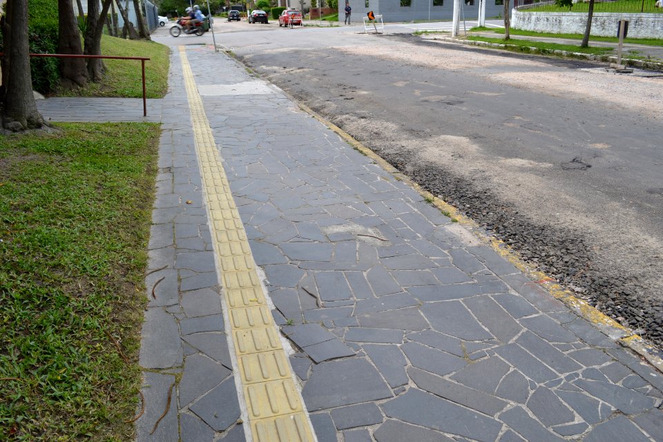 13.11.2019 - SEPLAG -Melhorias na rua Leonardo Colares - Foto Janine Tomberg