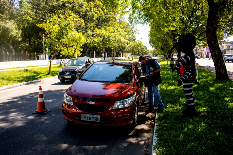 20.11.2019 - Blitz educativa combate ao Aedes - Foto Michel Corvello