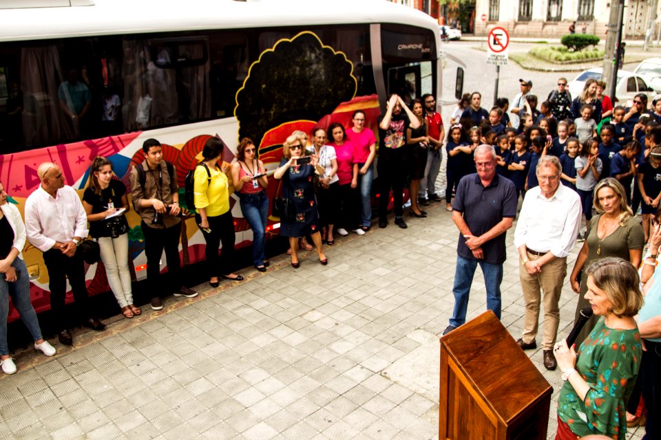 14.11.2019 - Prefeita Paula Mascarenhas participa do evento de doação de um ônibus pela Expresso Embaixador para a Bibliotheca Pública - Foto: Gustavo Vara