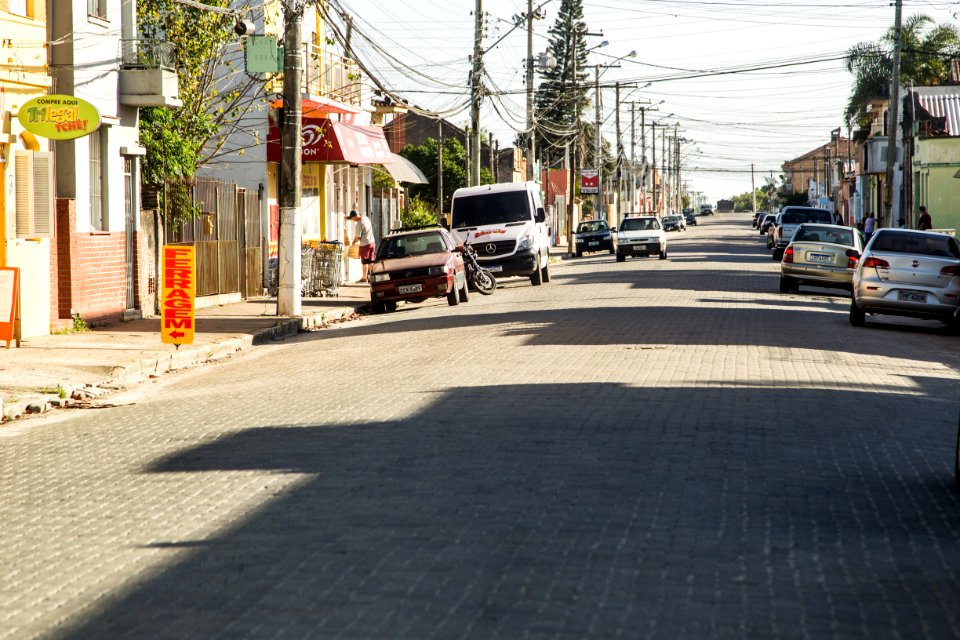 07.11.2019 - Caminhada de entrega da rua Frederico Bastos, no Fragata, requalificada pela SMOP - Foto: Gustavo Vara