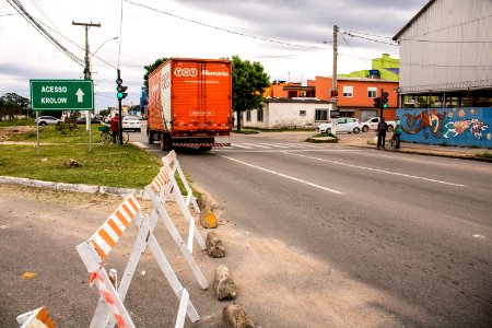 13.11.2019 - Mudanças de trânsito e instalação de nova sinalização nas avenidas da Zona Norte - Foto Michel Corvello