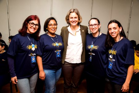 30.10.2019 - Prefeita Paula Mascarenhas visita os alunos dos 4º anos da Escola La Salle - Foto: Gustavo Vara