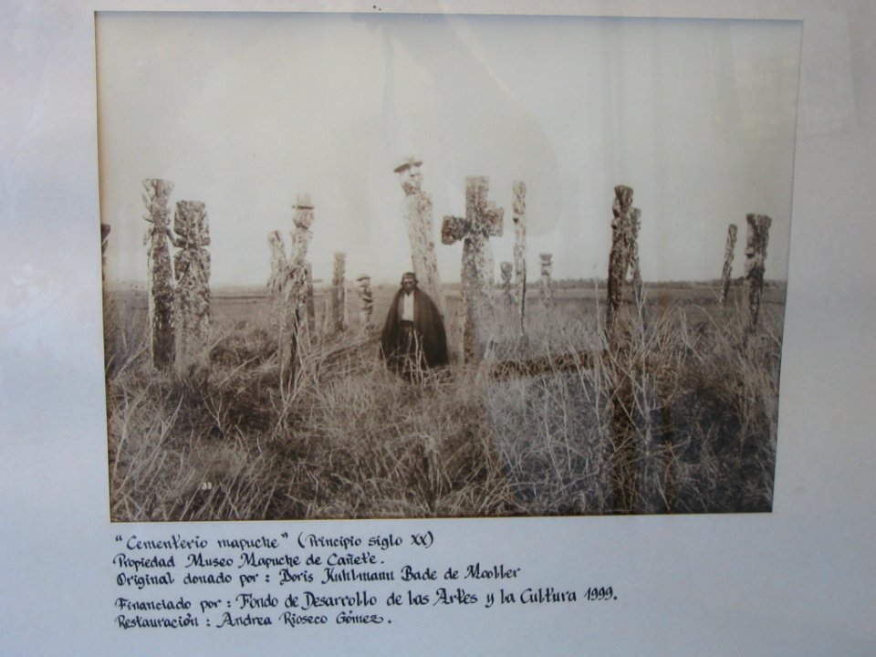 Chemamülles en Museo mapuche de Cañete