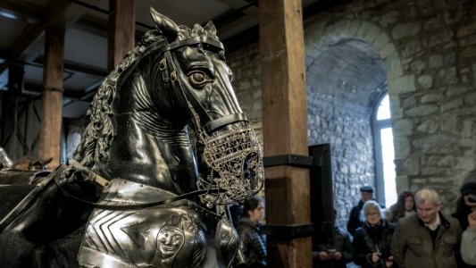 Un caballo en la White Tower, de la Torre de Londres photo