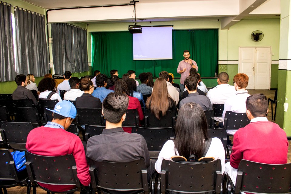 22.10.2019 - Aula do Start no colégio Pelotense - Foto Michel Corvello