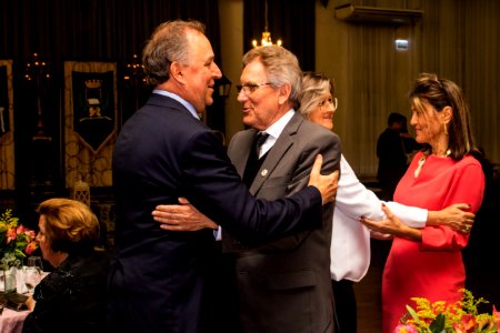 17.10.2019 - Vice-prefeito Idemar Barz recebe medalha Academia de Letras - Foto Michel Corvello