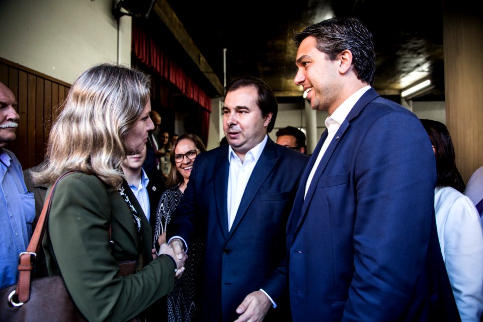 18.10.2019 - Prefeita Paula Mascarenhas participa da palestra do presidente da Câmara dos Deputados, Rodrigo Maia, promovida pelo deputado federal Daniel Trzeciak - Foto: Gustavo Vara