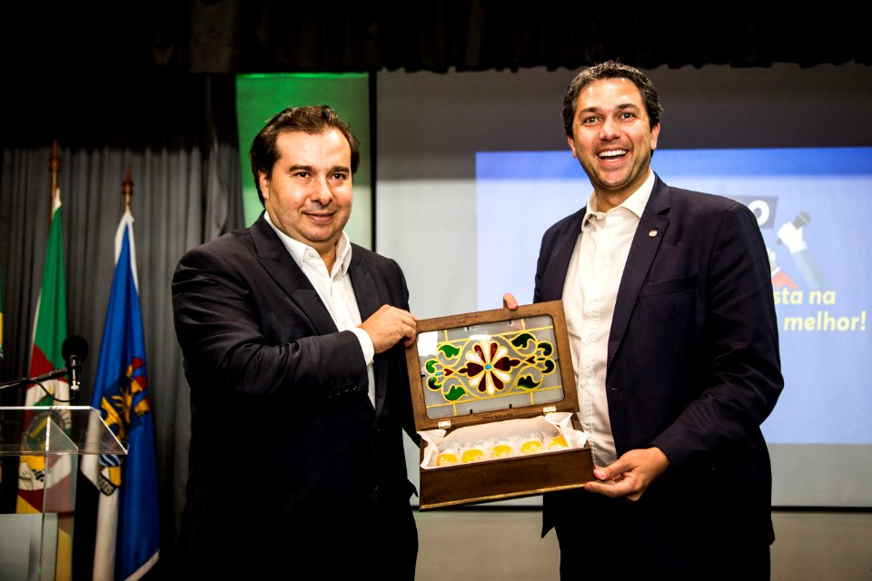 18.10.2019 - Prefeita Paula Mascarenhas participa da palestra do presidente da Câmara dos Deputados, Rodrigo Maia, promovida pelo deputado federal Daniel Trzeciak - Foto: Gustavo Vara