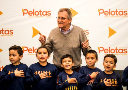 22.10.2019 - Vice-prefeito Idemar Barz recebe visita das crianças da Escola Lar de Jesus - Foto Michel Corvello