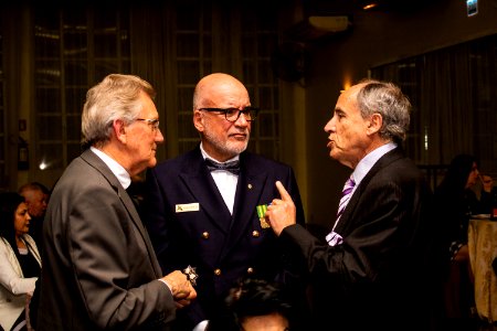 17.10.2019 - Vice-prefeito Idemar Barz recebe medalha Academia de Letras - Foto Michel Corvello