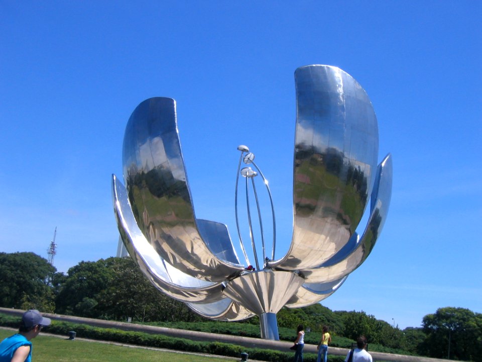 Floralis Genérica, en Buenos Aires