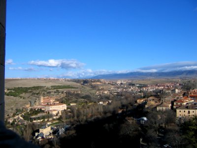 Sobre la Torre de Juan II del Alcázar de Segovia photo