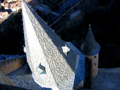 Sobre la Torre de Juan II del Alcázar de Segovia photo