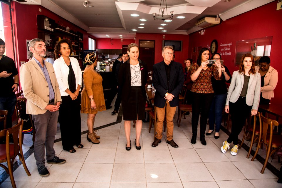 08.10.2019 -  Prefeita Paula Mascarenhas e o vice Idemar Barz durante coletiva para o café da manhã de lançamento da 47ª Feira do Livro de Pelotas - Foto: Gustavo Vara