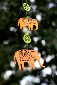 Dos elefantes se balanceaban... photo