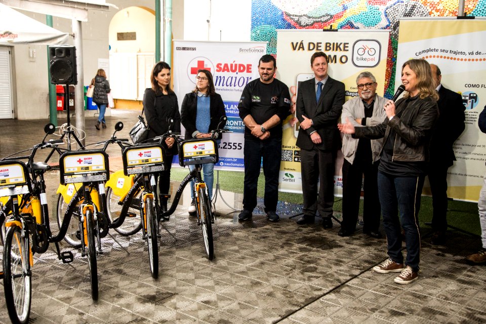 04.10.2019 - Prefeita Paula Mascarenhas no evento de início do Bikepel - Foto: Gustavo Vara