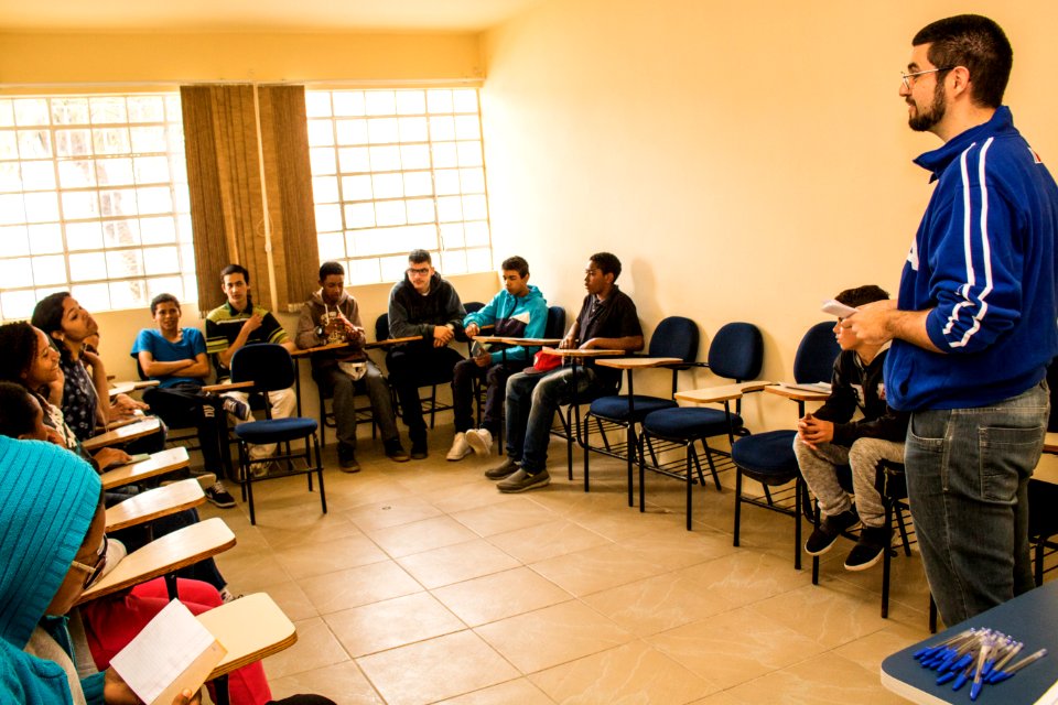 27.09.2019 - Aulas de inglês no espaço da juventude - Foto Michel Corvello