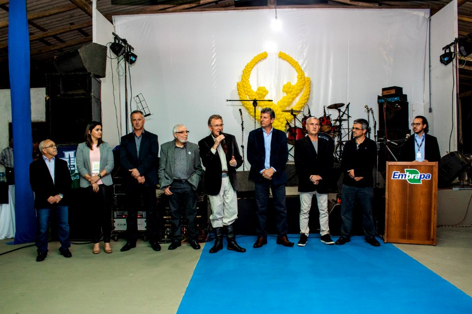02.10.2019 - Vice-prefeito Idemar Barz prestigia cerimônia de abertura do Encontro de Qualidade de Vida Embrapa - Foto Michel Corvello