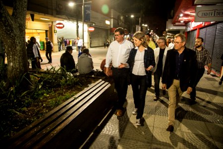 30.09.2019 - Prefeita Paula Mascarenhas e o vice Idemar Barz na caminhada de entrega do Calçadão da rua Andrade Neves - Foto: Gustavo Vara