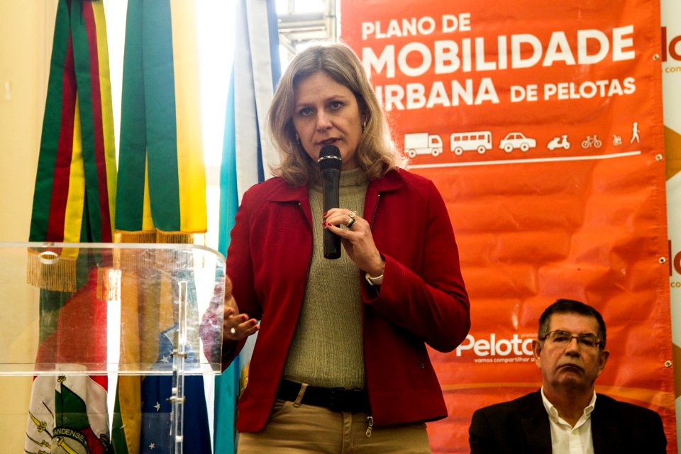 19.09.2019 - Prefeita Paula Mascarenhas realiza assinatura do decreto do Plano de Mobilidade Urbana - Foto: Gustavo Vara