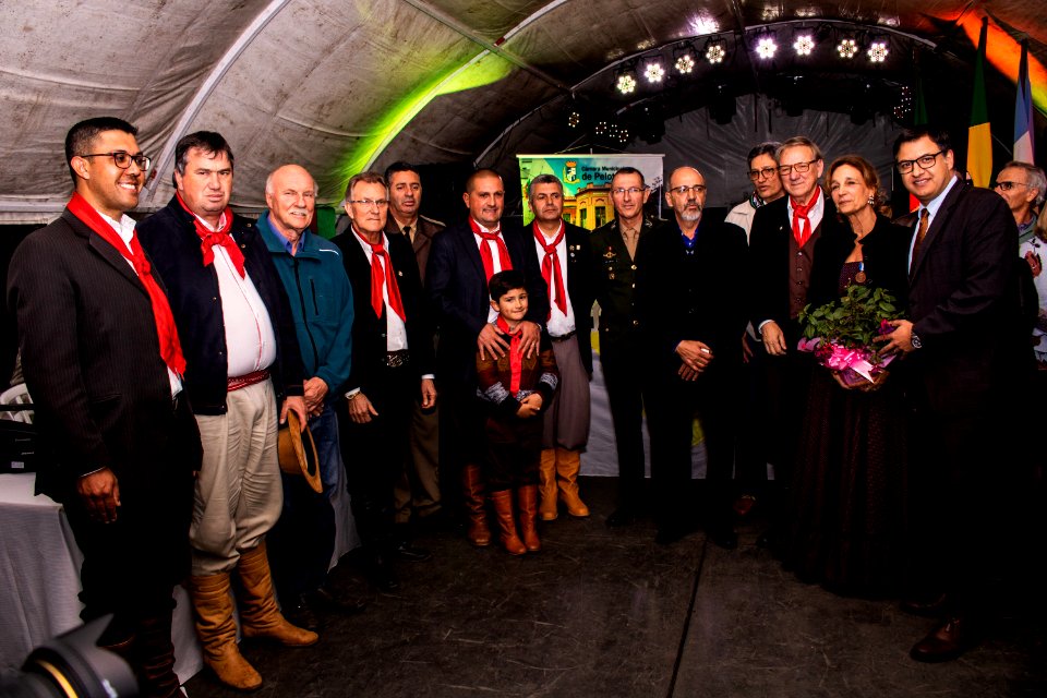 18.09.2019 - Vice-prefeito Idemar Barz participa de Sessão solene da Câmara de Vereadores, para entrega da Comenda João Simões Lopes Neto - Foto Michel Corvello