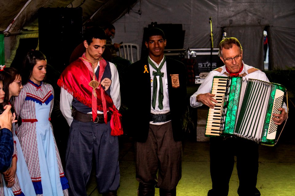 18.09.2019 - Vice-prefeito Idemar Barz prestigia ronda dos CTGs Os Farrapos, Cancela Grande e União Gaúcha - Foto Michel Corvello
