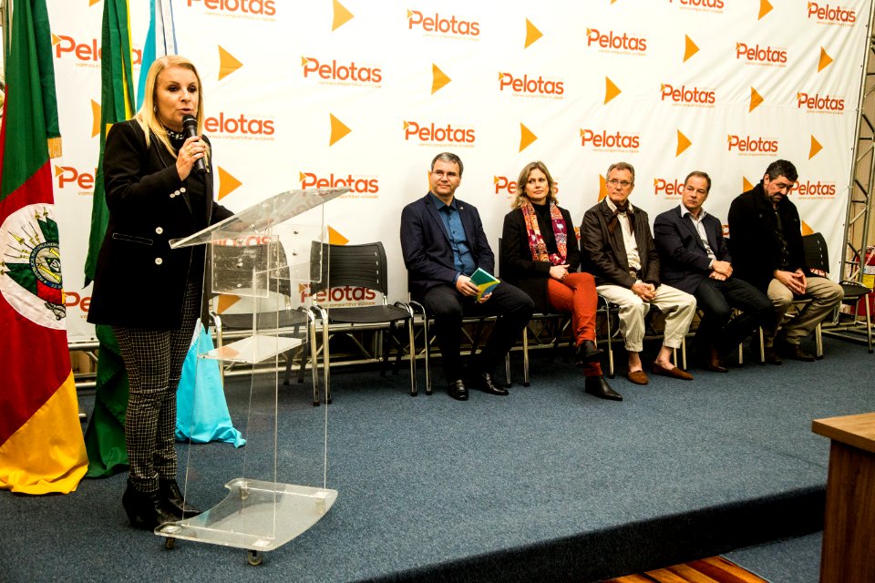 16.09.2019 - Prefeita Paula Mascarenhas realiza assinatura de convênio com o IFSul para realização de curso destinado aos educadores sociais - Foto: Gustavo Vara