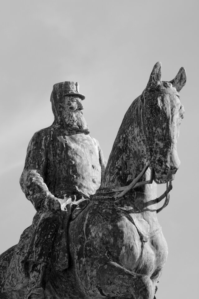 King oostende black and white