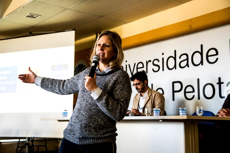 13.09.2019 - Prefeita Paula Mascarenhas realiza palestra na Semana Acadêmica do curso de Gestão Pública - Foto: Gustavo Vara