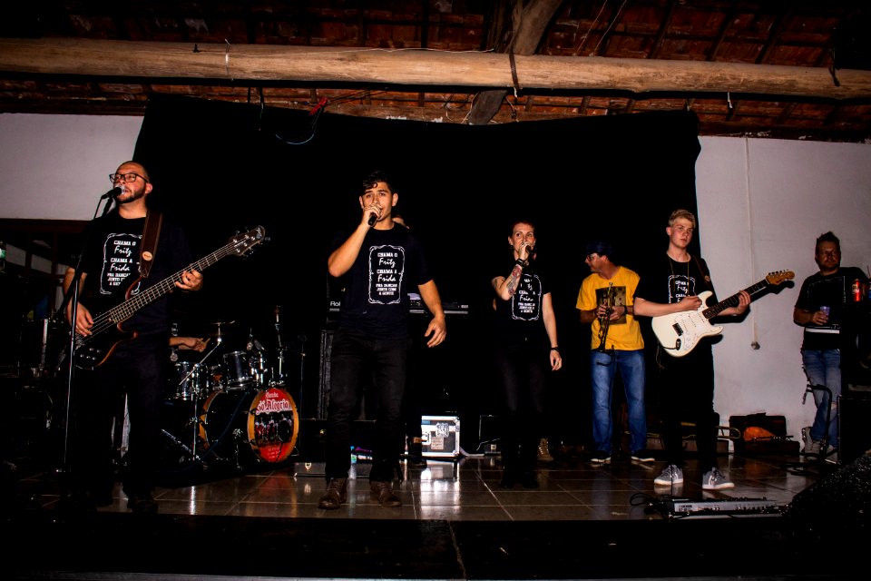 08.09.2019 - Vice-prefeito Idemar Barz e o secretário de Desenvolvimento Rural, Jair Seidel participam de festa na colônia com escolha da corte do pêssego - Foto Michel Corvello