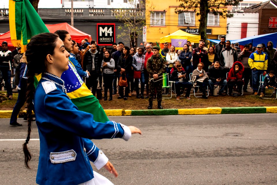 07.09.2019 - Prefeita Paula e o vice-prefeito Idemar Barz prestigiam desfile cívico militar de 7 de setembro - Foto Michel Corvello
