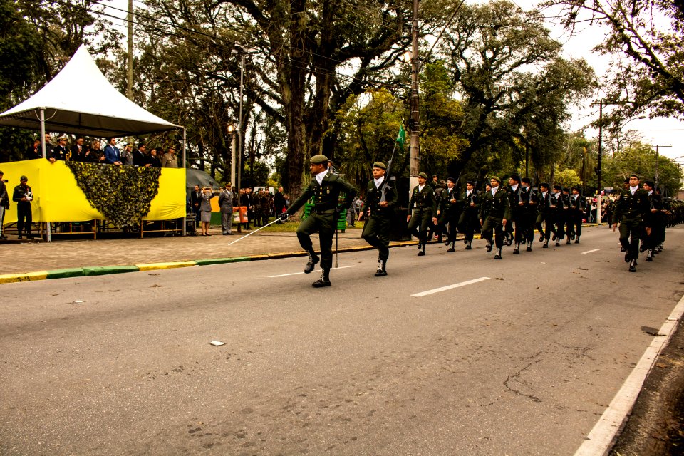 07.09.2019 - Prefeita Paula e o vice-prefeito Idemar Barz prestigiam desfile cívico militar de 7 de setembro - Foto Michel Corvello