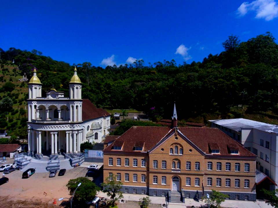 Renato Soares Santuario de Nsa de Azambuja Brusque SC 6