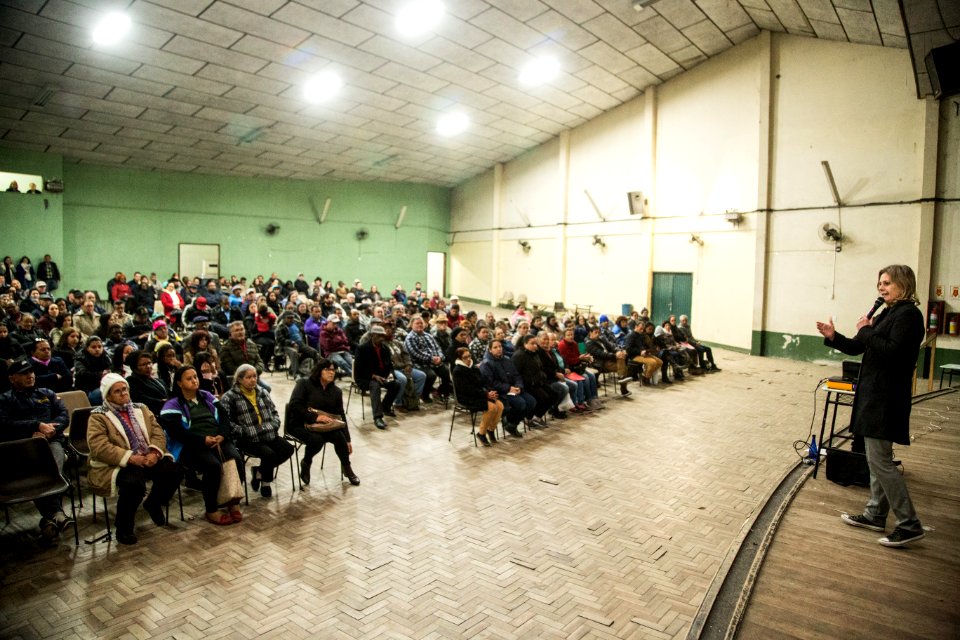 04.09.2019 - Prefeita Paula Mascarenhas em reunião de preparação para a regularização fundiária do loteamento Farroupilha, com o primeiro grupo das 1200 famílias - Foto: Gustavo Vara