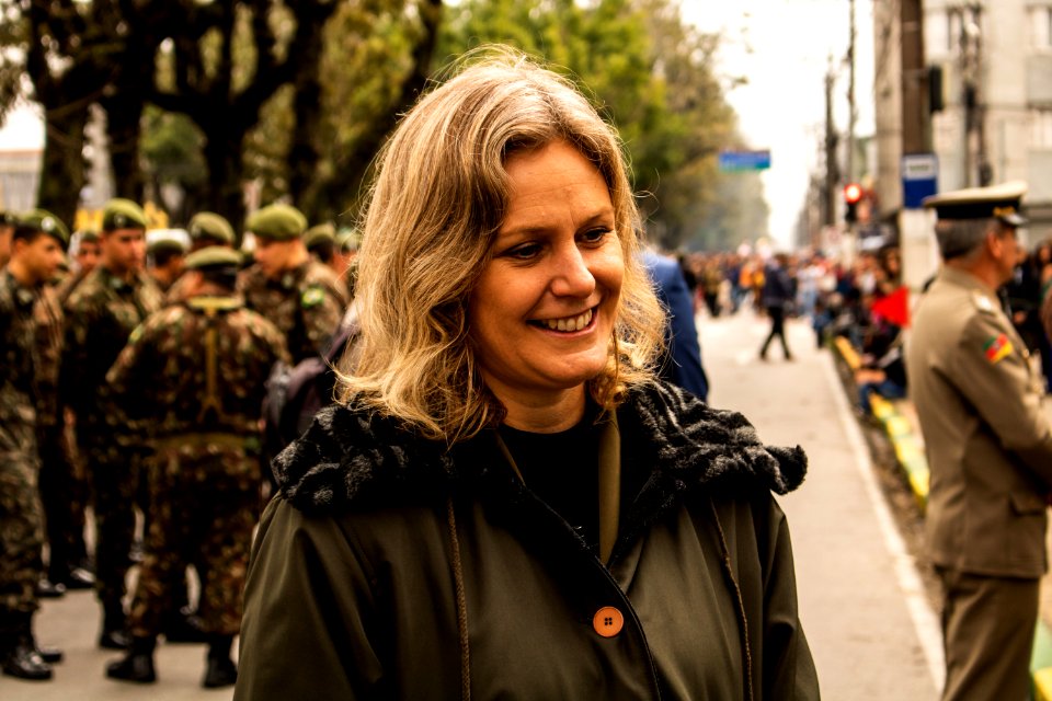 07.09.2019 - Prefeita Paula e o vice-prefeito Idemar Barz prestigiam desfile cívico militar de 7 de setembro - Foto Michel Corvello