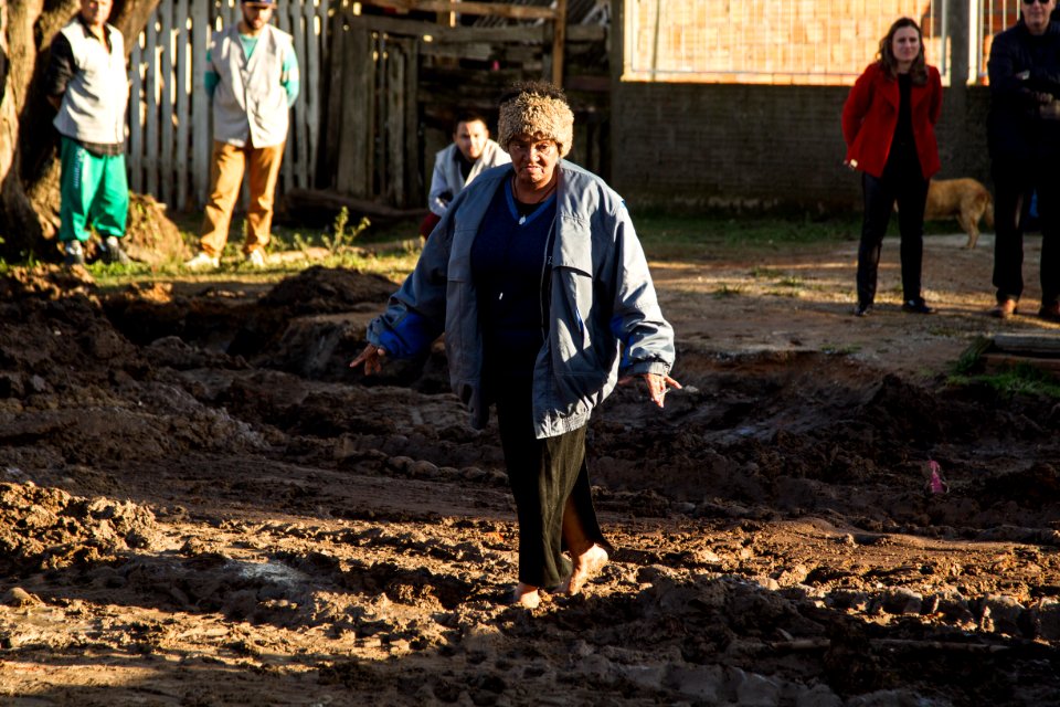 12.09.2019 - Prefeita Paula Mascarenhas  durante visita a um dos pontos da cidade que passou por alagamentos, no Corredor do Obelisco - Foto: Gustavo Vara