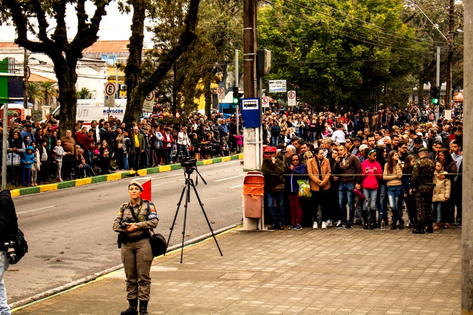 07.09.2019 - Prefeita Paula e o vice-prefeito Idemar Barz prestigiam desfile cívico militar de 7 de setembro - Foto Michel Corvello