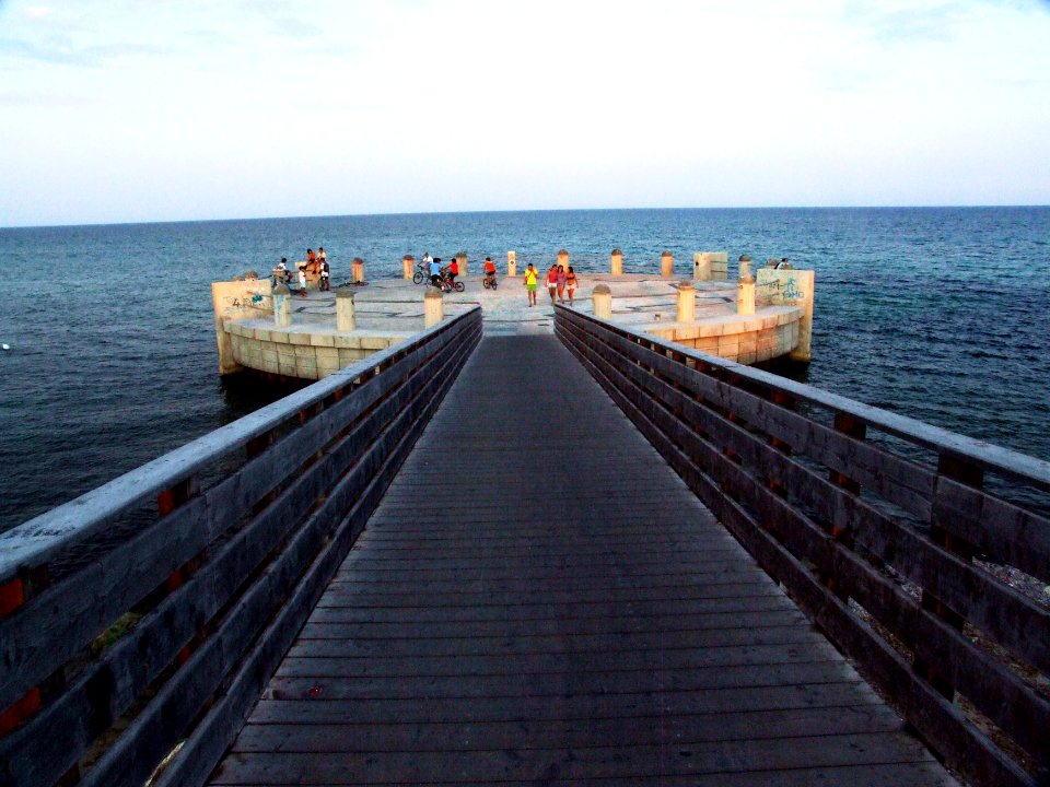 DSCF6847-Avola-Syracuse-Sicilia-Italy-gnuckx CC0 HQ
