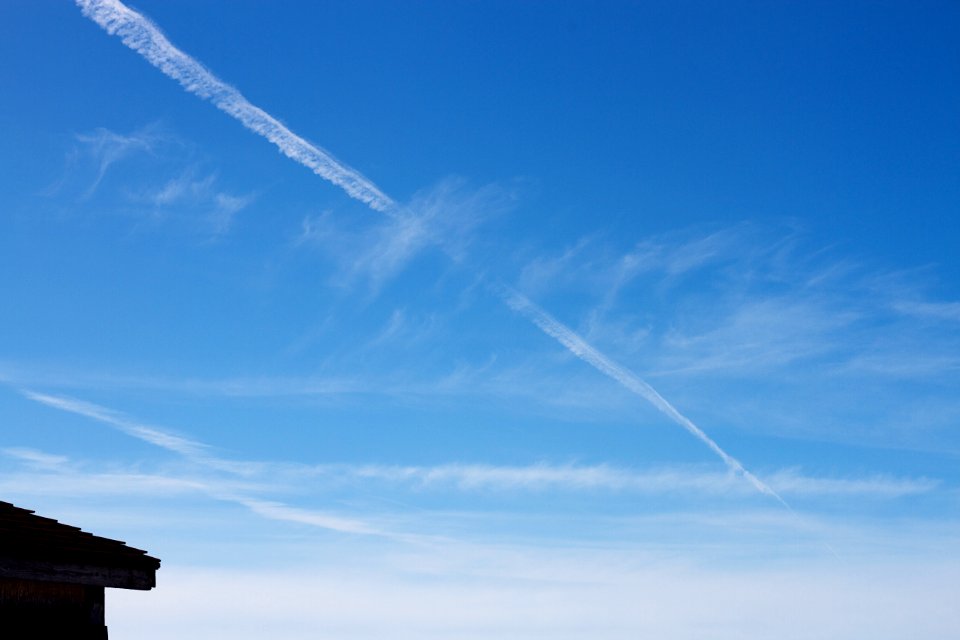 Contrails Interrupted