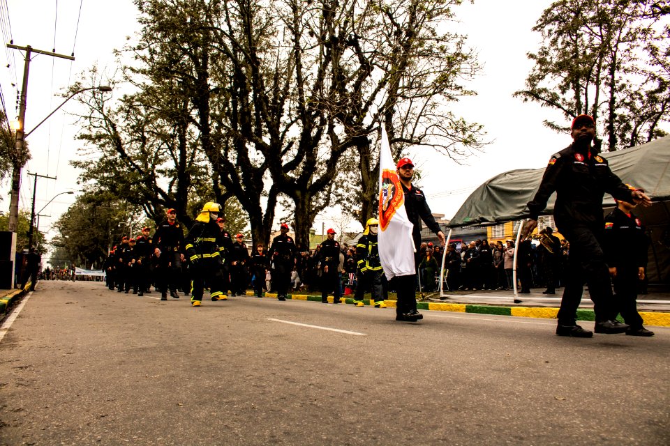 07.09.2019 - Prefeita Paula e o vice-prefeito Idemar Barz prestigiam desfile cívico militar de 7 de setembro - Foto Michel Corvello