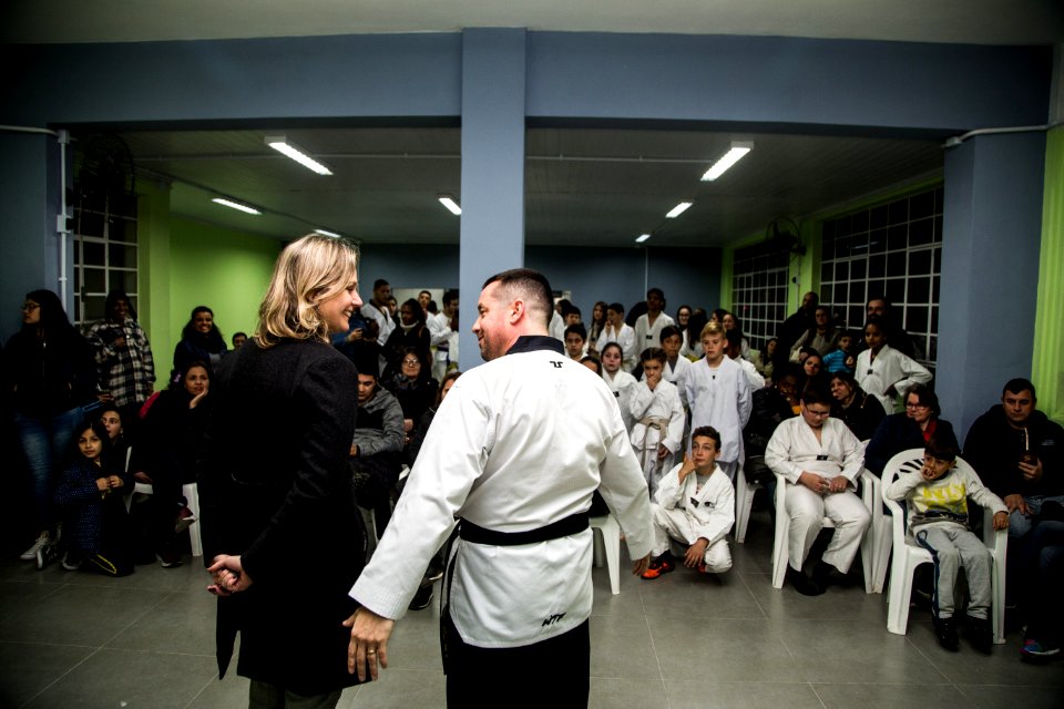 04.09.2019 - Prefeita Paula Mascarenhas Prefeita prestigia a troca de faixas dos atletas do Quem Luta Não Briga - Foto: Gustavo Vara