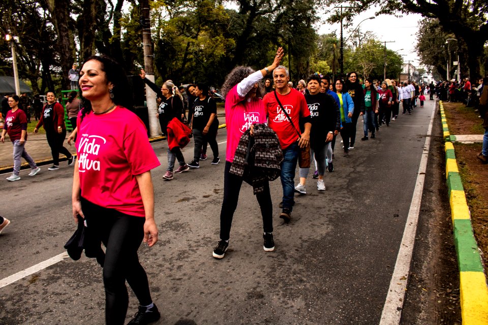 07.09.2019 - Prefeita Paula e o vice-prefeito Idemar Barz prestigiam desfile cívico militar de 7 de setembro - Foto Michel Corvello